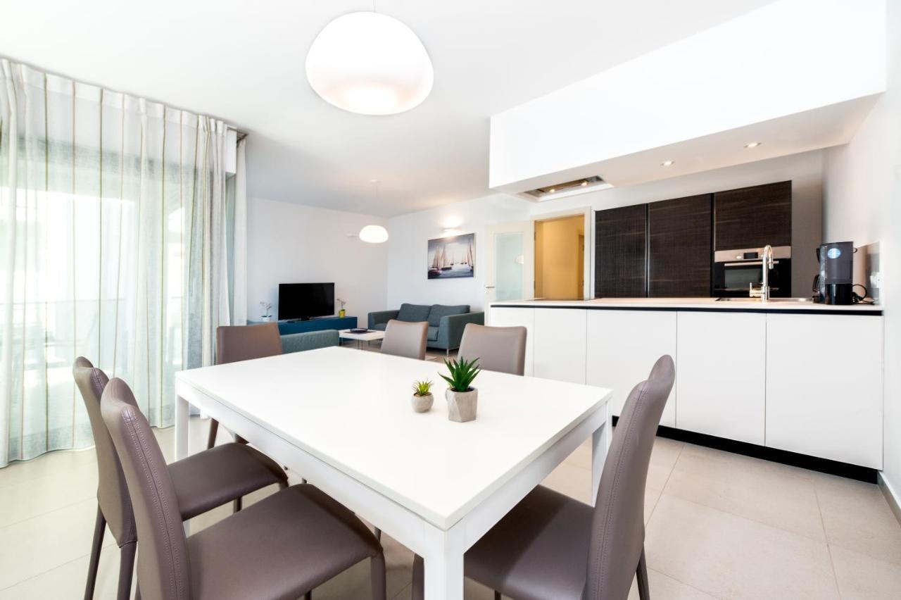 Sunny Day - Apartment With Parking Rovinj Exteriér fotografie