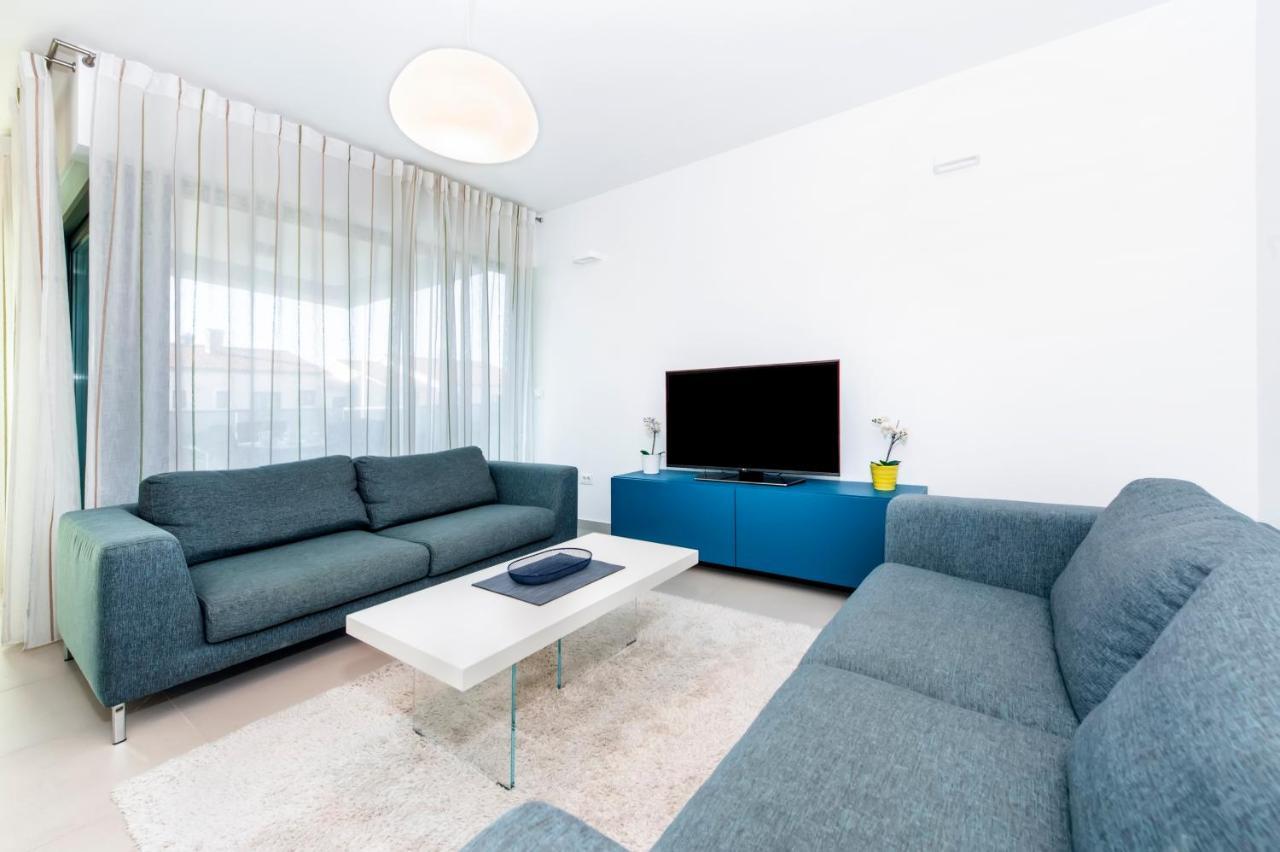 Sunny Day - Apartment With Parking Rovinj Exteriér fotografie